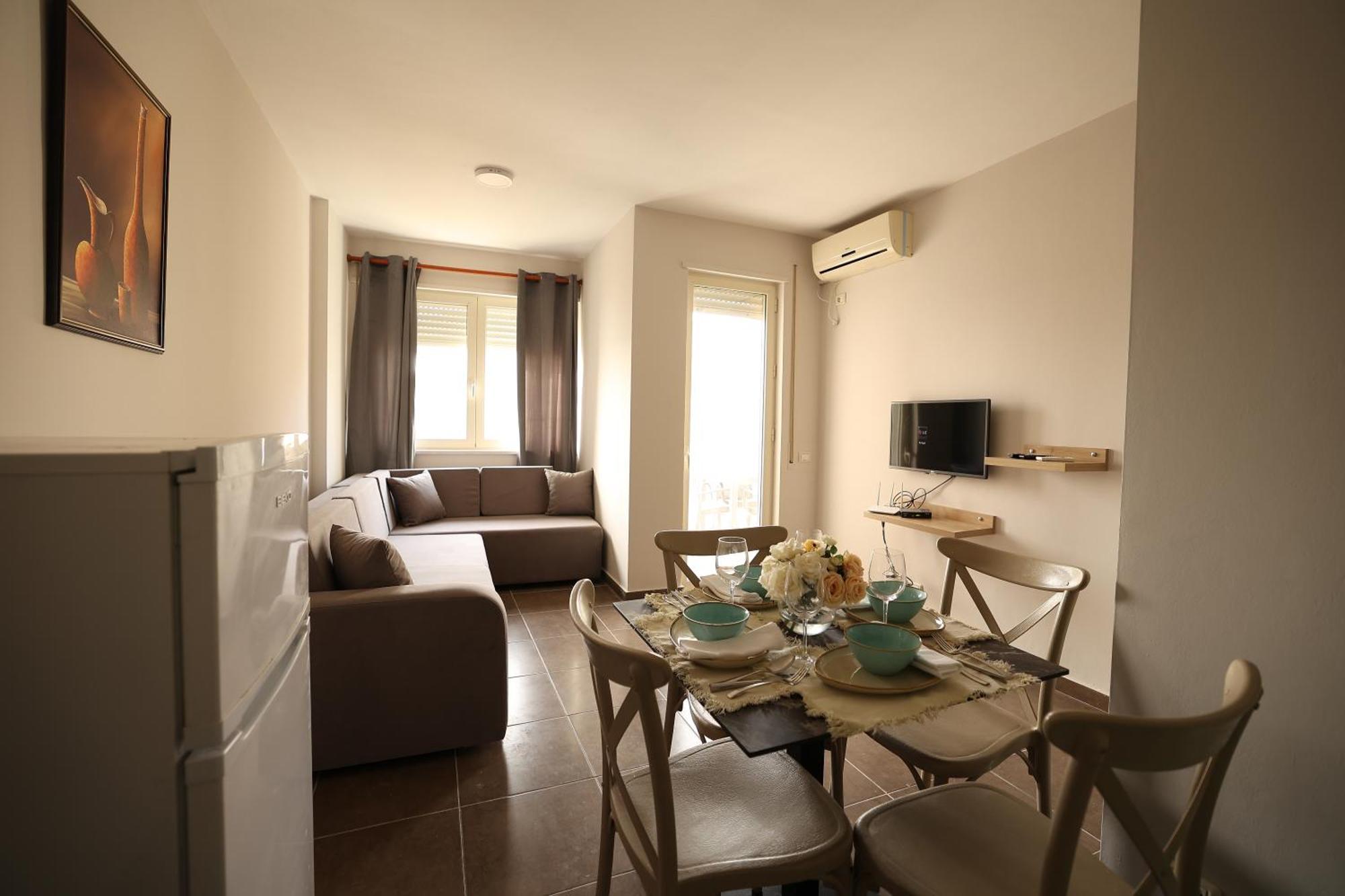 Dyrrah Seaside Apartments Durrës Exteriör bild
